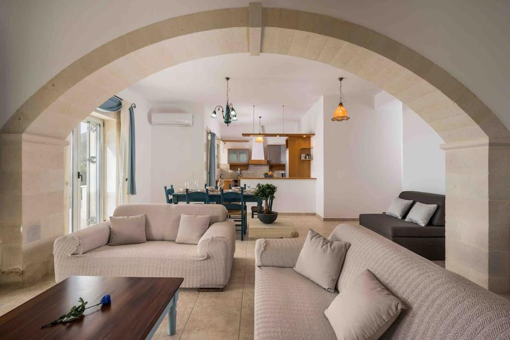 Blue Rose Villa Dhrépanos Zewnętrze zdjęcie